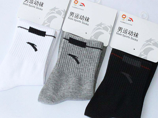 ANTA袜子刺绣应用